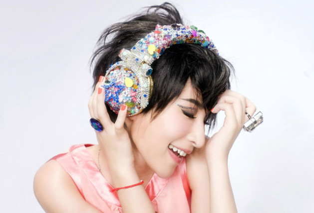 Best 5+ Free Online Music Streaming Services; listen unlimited Songs