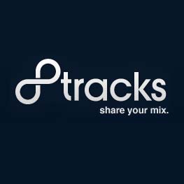 8tracks logo